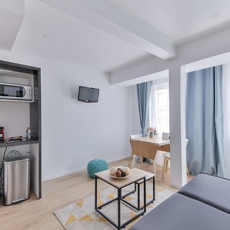 Beautiful Flat Next To Saint Lazare Opera Paris Exterior photo