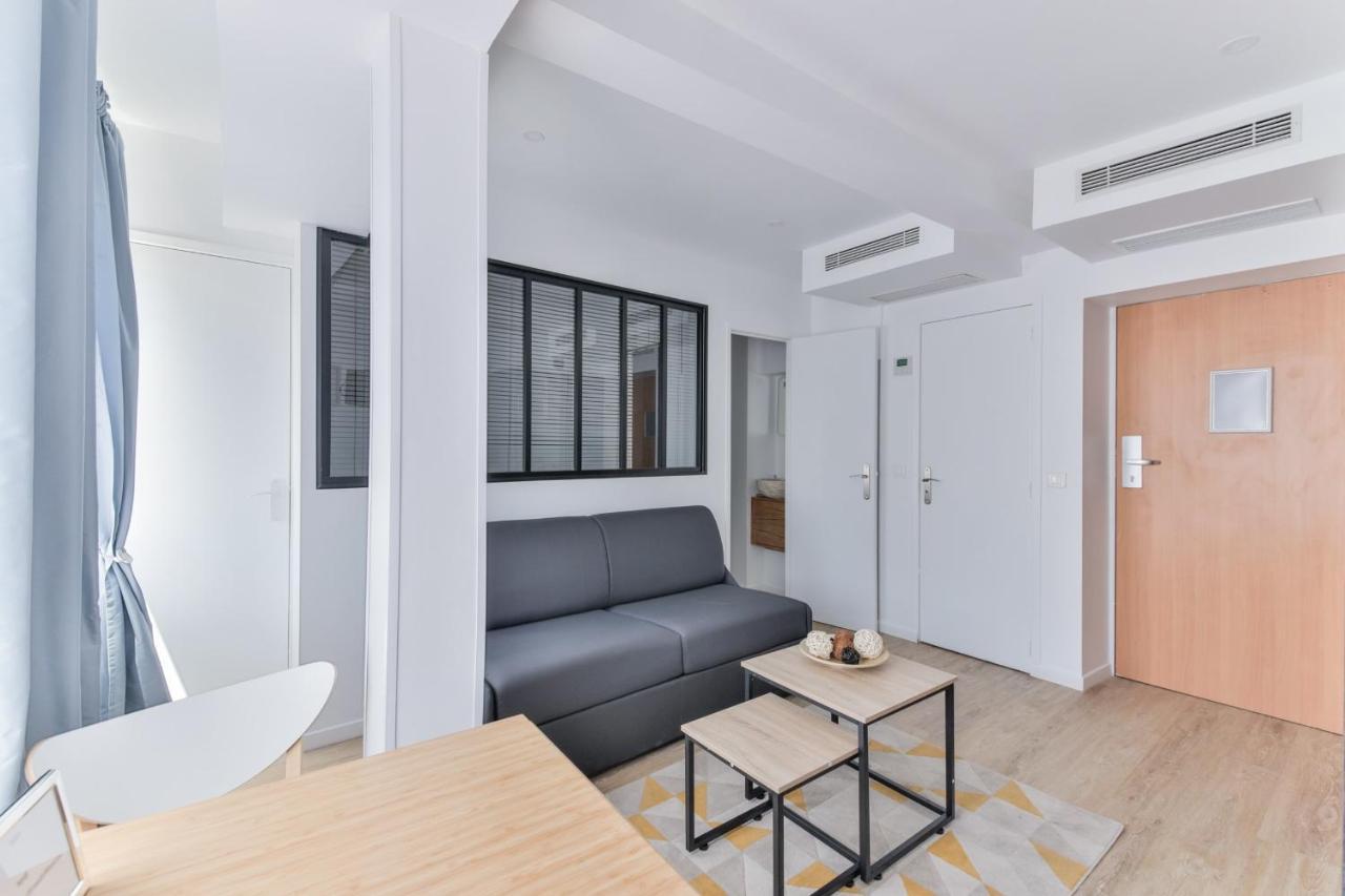 Beautiful Flat Next To Saint Lazare Opera Paris Exterior photo